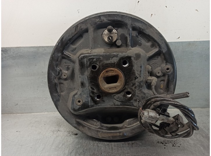 Recambio de mangueta trasera izquierda para dacia lodgy 1.5 dci diesel fap cat referencia OEM IAM 430426964R  