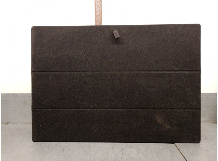 Recambio de bandeja trasera para kia ceed tourer (cd) 1.0 t-gdi referencia OEM IAM 85755J7320 85780J7400WK 