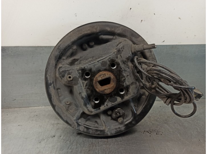 Recambio de mangueta trasera derecha para dacia lodgy 1.5 dci diesel fap cat referencia OEM IAM 430426964R 