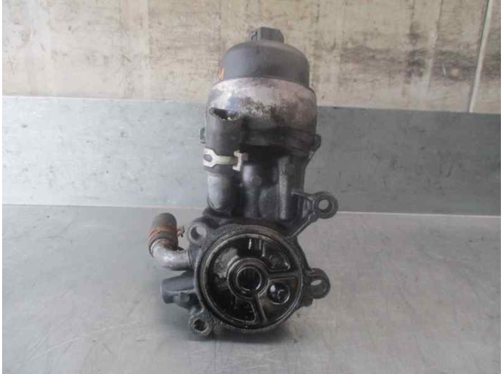 Replacement oil filter bracket for Volvo S40 saloon 2.0 diesel CAT OEM IAM reference 9656830180 