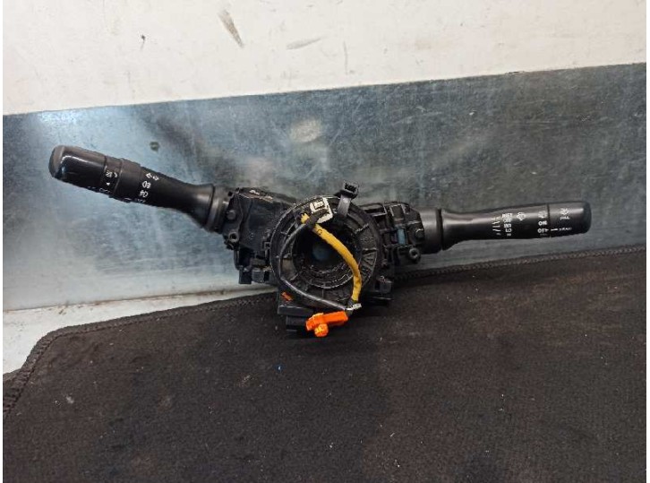 Recambio de mando luces para toyota yaris (_p9_) 1.4 d-4d (nlp90_) referencia OEM IAM 0D08017F142 