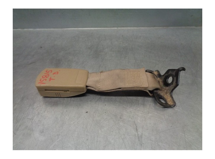 Recambio de enganche cinturon para mg serie 800 (rs) 827 si referencia OEM IAM EVL10217  TRAS DER ,