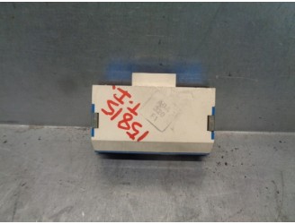 Recambio de mando elevalunas trasero izquierdo para mg serie 800 (rs) 827 si referencia OEM IAM YUD10031  