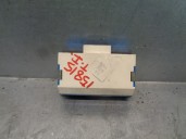 Recambio de mando elevalunas trasero izquierdo para mg serie 800 (rs) 827 si referencia OEM IAM YUD10031  