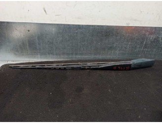 Recambio de brazo limpia delantero derecho para mercedes-benz clase c (w201) berlina 2.5 diesel referencia OEM IAM 