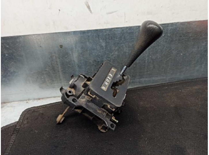 Recambio de palanca cambio para mercedes-benz clase c (w201) berlina 2.5 diesel referencia OEM IAM 1292670637  