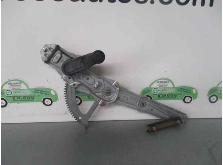Recambio de elevalunas trasero derecho para peugeot 205 berlina 1.1 mito referencia OEM IAM  MANUAL 5 PUERTAS