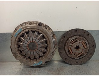 Recambio de kit embrague para toyota auris 1.4 turbodiesel cat referencia OEM IAM 3121012291 321007710 LUK