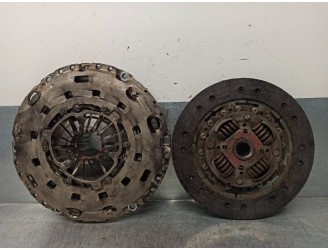 Replacement clutch kit for Jaguar X-Type 2.5 V6 24V cat OEM IAM reference C2S49289 