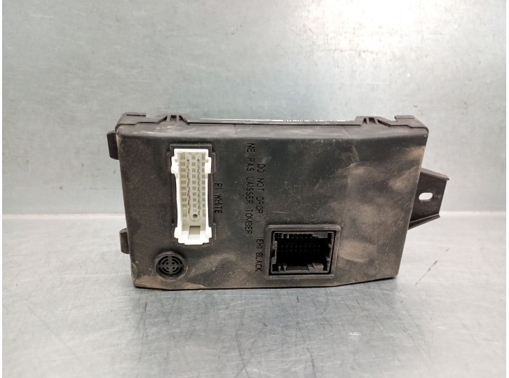 Recambio de centralita cierre para dacia logan mcv 1.5 dci diesel cat referencia OEM IAM 8201013757 U118522007F