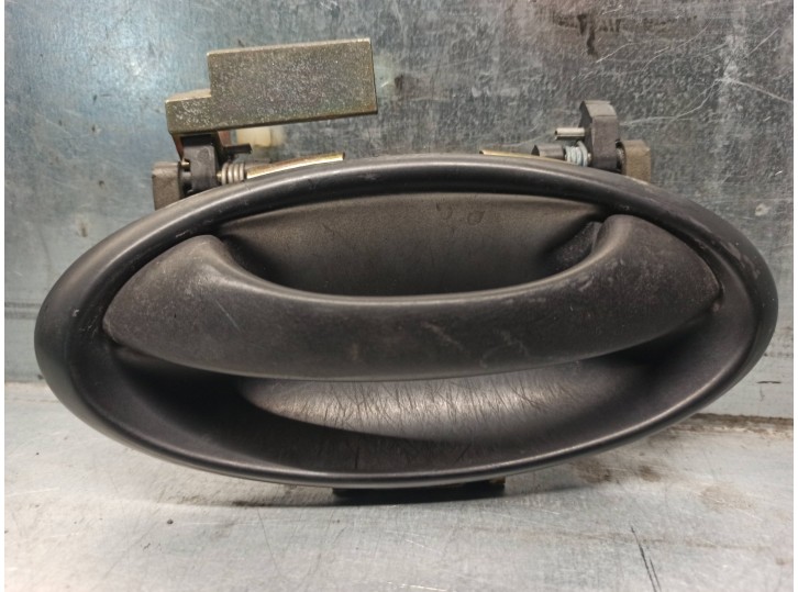 Recambio de maneta exterior trasera izquierda para saab 900 berlina 2.0 cat referencia OEM IAM   5 PUERTAS