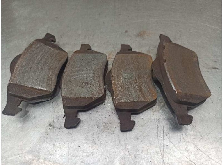 Recambio de pastillas de freno para nissan almera (n16/e) 2.2 16v turbodiesel cat referencia OEM IAM 440603F085  