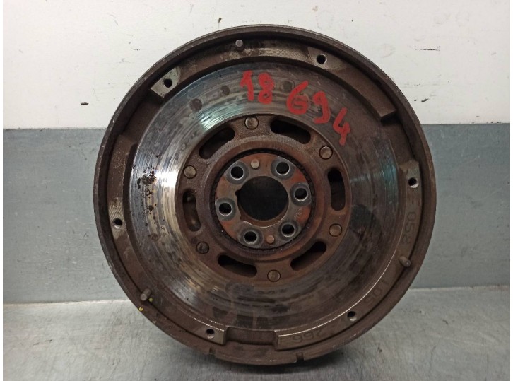 Recambio de volante motor para volkswagen passat berlina (3b2) 1.8 20v turbo referencia OEM IAM 058105266  