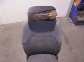 Recambio de asiento delantero derecho para ford escort berl./turn./cab./express básico berlina referencia OEM IAM TELA GRIS 5 P