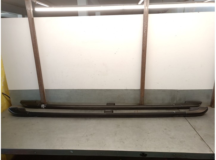 Recambio de portaequipajes para ssangyong rodius ii 2.0 xdi referencia OEM IAM 7986021600 7986021600 