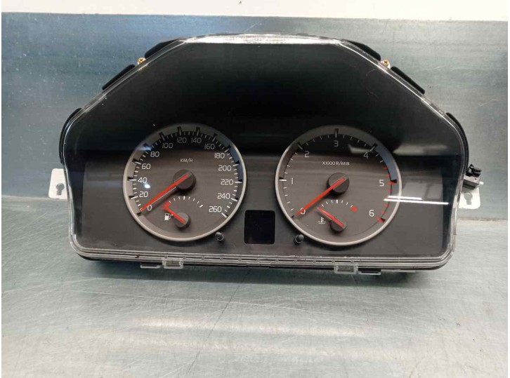 Recambio de cuadro instrumentos para volvo s40 berlina 2.0 diesel cat referencia OEM IAM 30669185 