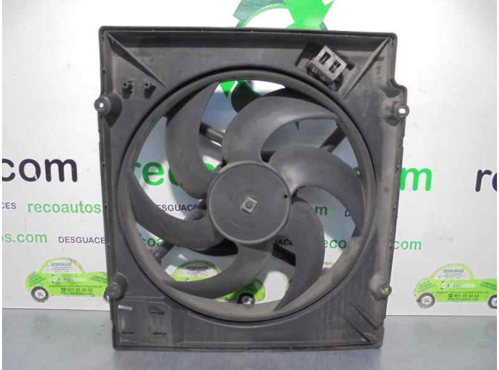 Recambio de electroventilador para renault megane i berlina hatchback (ba0) 1.4 referencia OEM IAM 7700839275 