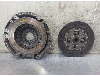 Replacement clutch kit for Suzuki Swift Saloon (MZ) 1.3 16V CAT OEM IAM reference 2210086G40 LUK