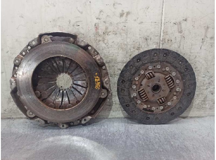 Recambio de kit embrague para volkswagen new beetle (9c1/1c1) 1.6 referencia OEM IAM 06A141025H  LUK