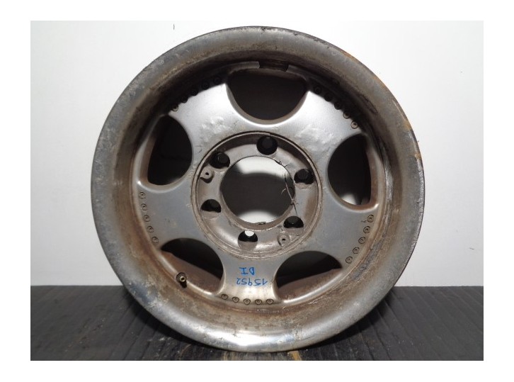 Recambio de llanta para ssangyong musso 2.9 d referencia OEM IAM 261A24064R R157JJX15-5 ALUMINIO 5P