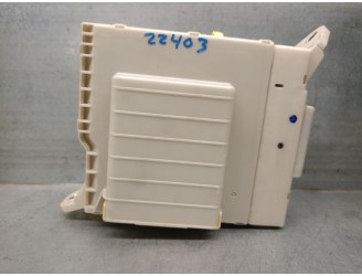 Recambio de caja reles / fusibles para lexus gs (_s19_) 450h (grs191_, gws191_) referencia OEM IAM 8273030B62  801210041