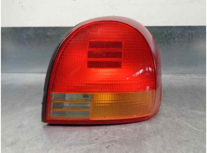 Replacement rear right tail light for Hyundai Sonata (Y4) 2.0i 16V GLS OEM IAM reference 9240238010 