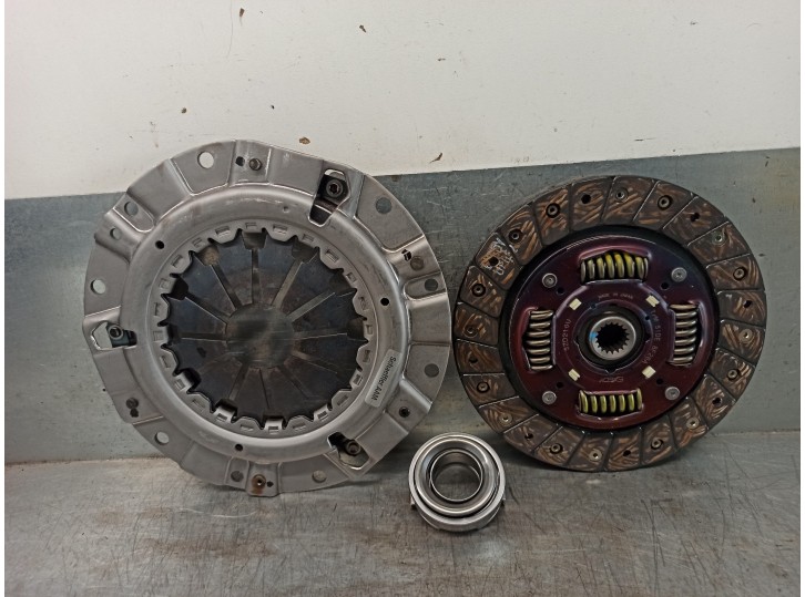 Recambio de kit embrague para suzuki swift sf berlina (ea) referencia OEM IAM SZC565 SZC565 