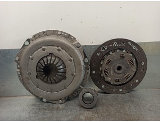 Recambio de kit embrague para volvo serie 240 berlina referencia OEM IAM 122006911 122006911 LUK