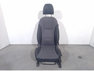 Recambio de asiento delantero izquierdo para hyundai i30 station wagon (gd) 1.6 crdi referencia OEM IAM 88100A6401SHY 88100A6401