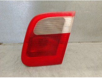 Recambio de piloto trasero derecho para bmw serie 3 berlina (e46) 2.0 16v diesel cat referencia OEM IAM 8364924 DE PORTON 4 PUER