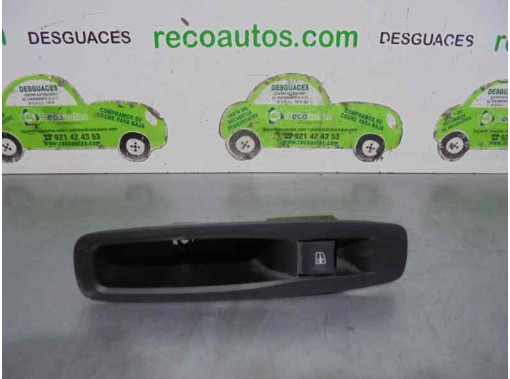 Recambio de mando elevalunas trasero derecho para renault megane iv berlina 5p 1.5 dci diesel fap energy referencia OEM IAM 8295