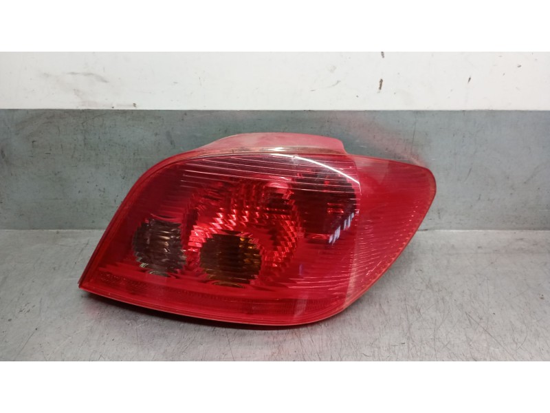 Recambio de piloto trasero derecho para peugeot 307 (3a/c) 1.6 16v referencia OEM IAM 6351P3 6351P3 
