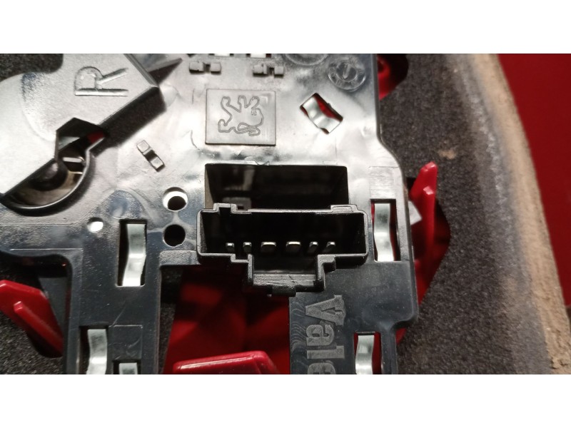 Recambio de piloto trasero derecho para peugeot 307 (3a/c) 1.6 16v referencia OEM IAM 6351P3 6351P3 