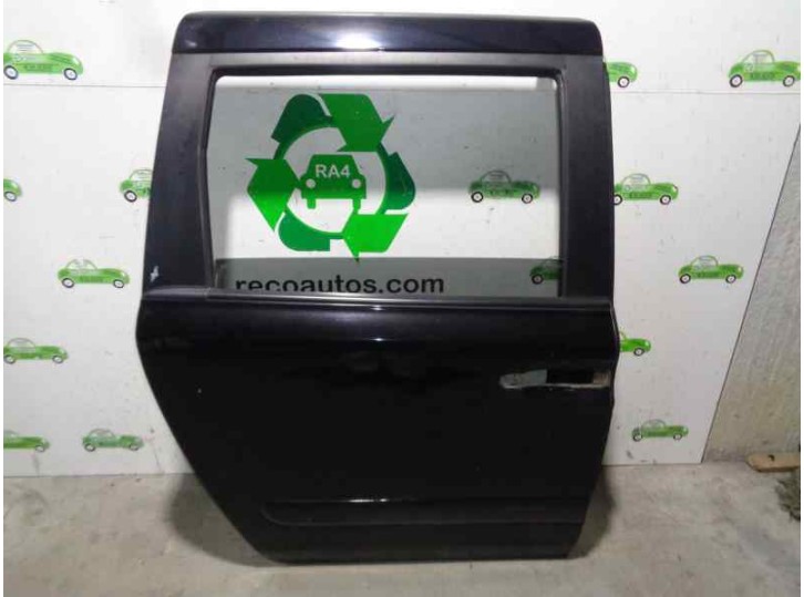 Recambio de puerta lateral corredera derecha para kia carnival 2.9 crdi cat referencia OEM IAM 770044D010 NEGRA 5 PUERTAS