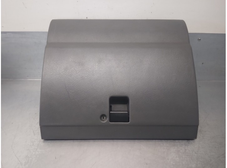 Recambio de guantera para opel monterey 3.1 turbodiesel referencia OEM IAM 5114034 