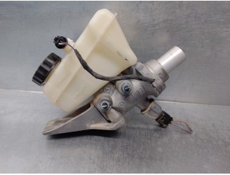 Recambio de bomba freno para mercedes-benz clase m (w164) 3.0 cdi cat referencia OEM IAM A1644300202 5 PINES ATE