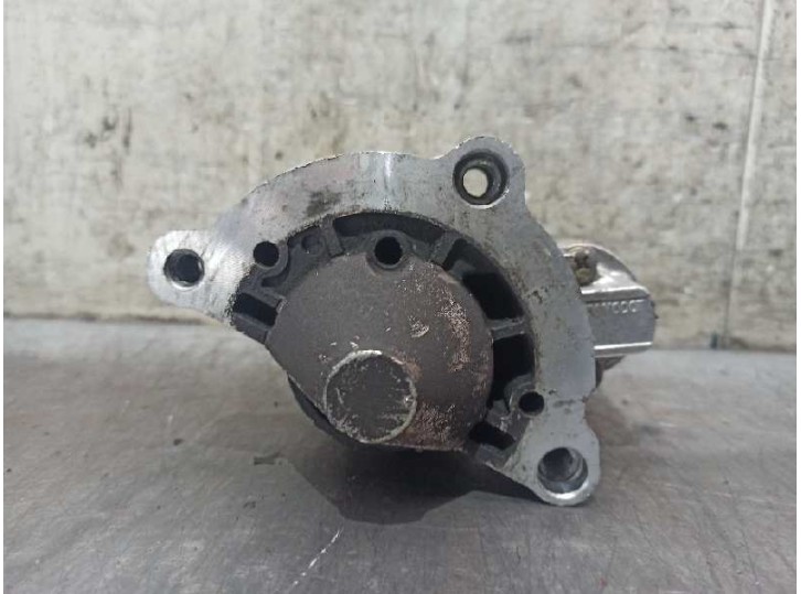 Replacement starter motor for Citroën C8 2.2 16V Exclusive OEM IAM reference 5802V7 M00T82081 MITSUBISHI