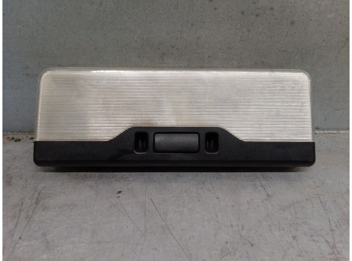 Recambio de luz interior para bmw serie 3 berlina (e46) 2.0 16v diesel cat referencia OEM IAM 63318364928 