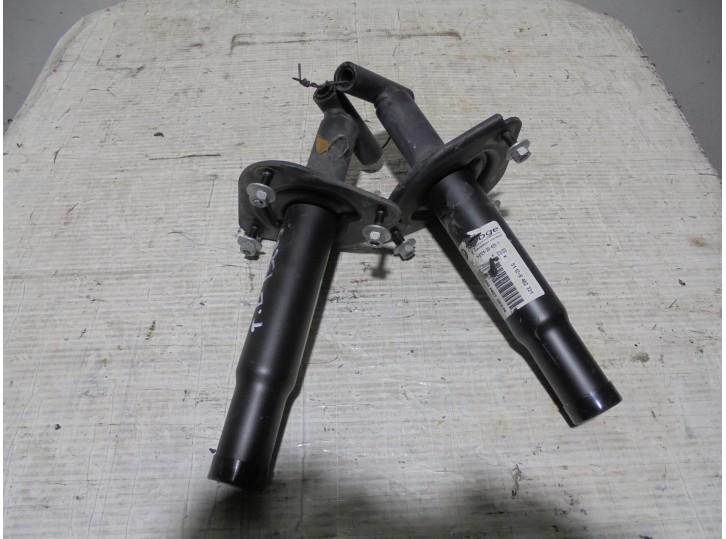 Replacement rear bumper reinforcement for BMW X5 (E53) 4.4 V8 32V CAT (M62) OEM IAM reference 51128402331 CESTA 21B