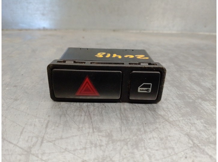 Recambio de warning para bmw serie 3 berlina (e46) 2.0 16v diesel cat referencia OEM IAM 61318368920 
