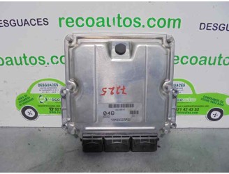 Replacement engine ECU for Volvo S40 saloon 1.9 diesel CAT OEM IAM reference 30630048 0281010441 BOSCH