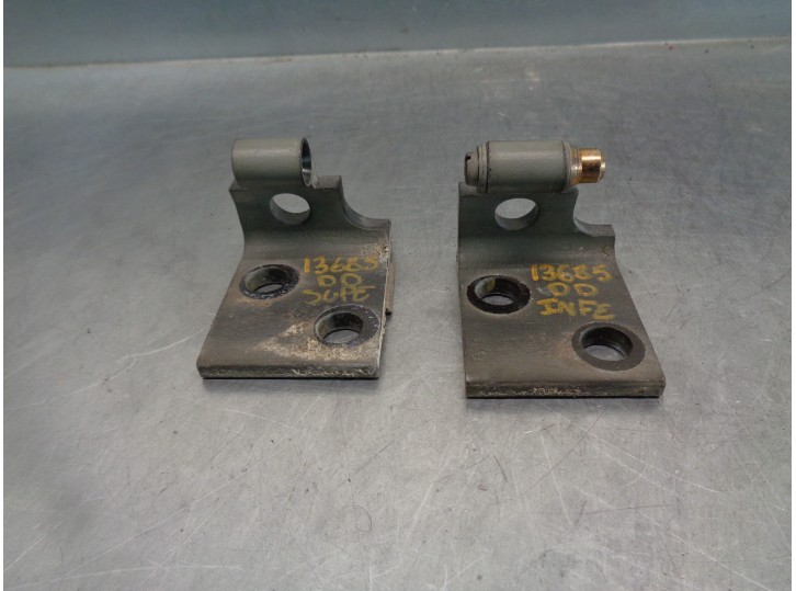 Recambio de bisagra puerta para bmw x5 (e53) 4.4 v8 32v cat (m62) referencia OEM IAM 41518265150 41518265158 