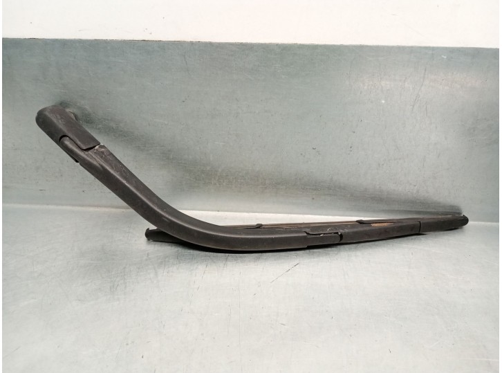 Recambio de brazo limpia trasero para dacia logan mcv 1.5 dci diesel cat referencia OEM IAM 8200441377 6001548989 