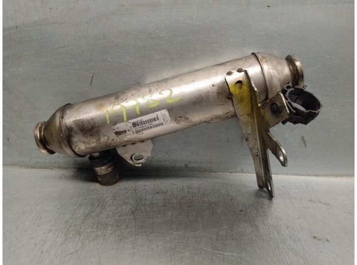 Replacement EGR cooler for Fiat Stilo (192) 1.9 JTD 100 Active OEM IAM reference 988252E XS1159 VALEO