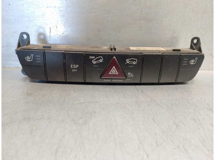 Replacement hazard warning switch for Mercedes-Benz M-Class (W164) 3.0 CDI cat OEM IAM reference A1648703510 