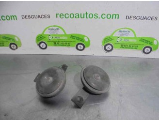 Replacement horn for Nissan X-Trail (T30) 2.2 dCi Diesel CAT OEM IAM reference 