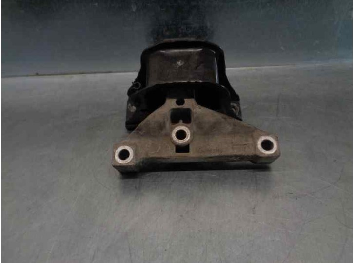 Recambio de soporte motor derecho para citroën c3 1.4 audace referencia OEM IAM 9647722280 