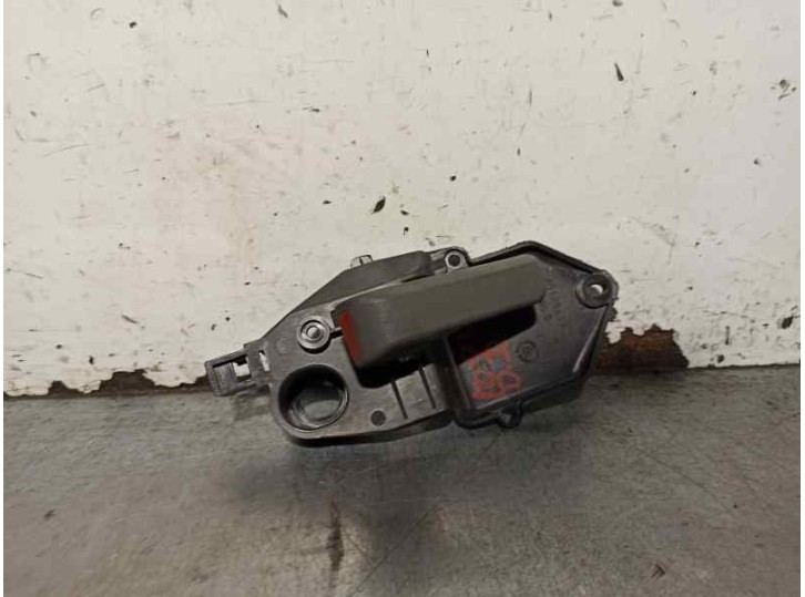 Replacement front right interior door handle for Fiat Panda (169) 1.2 8V classic OEM IAM reference 607048DX 