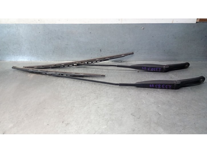 Recambio de brazo limpia delantero derecho para fiat panda (169) 1.2 cat referencia OEM IAM 735363568 735363568 