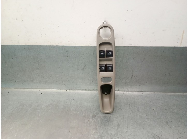Recambio de mando elevalunas delantero izquierdo para renault zoe (bfm_) zoe referencia OEM IAM 254008973R 254008973R 